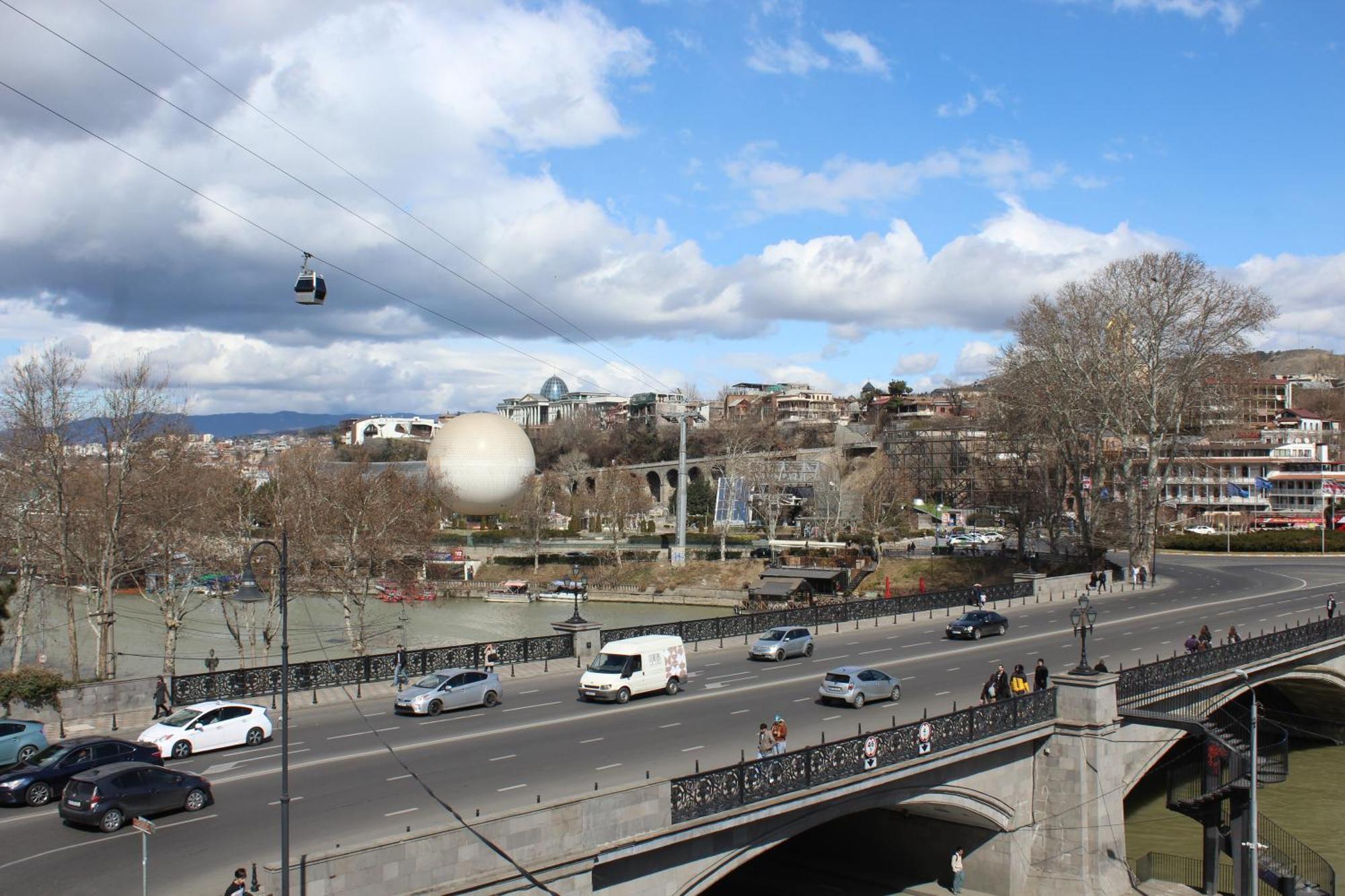 Meidan Inn Tbilisi Buitenkant foto