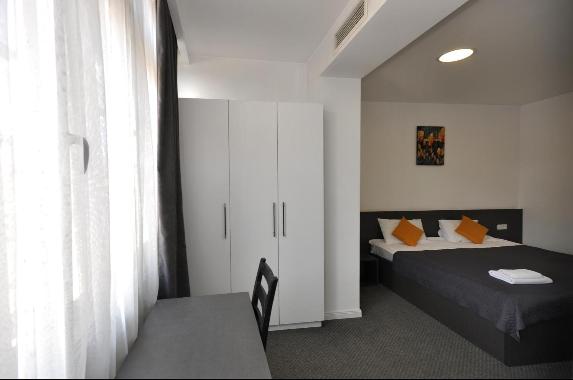 Meidan Inn Tbilisi Buitenkant foto