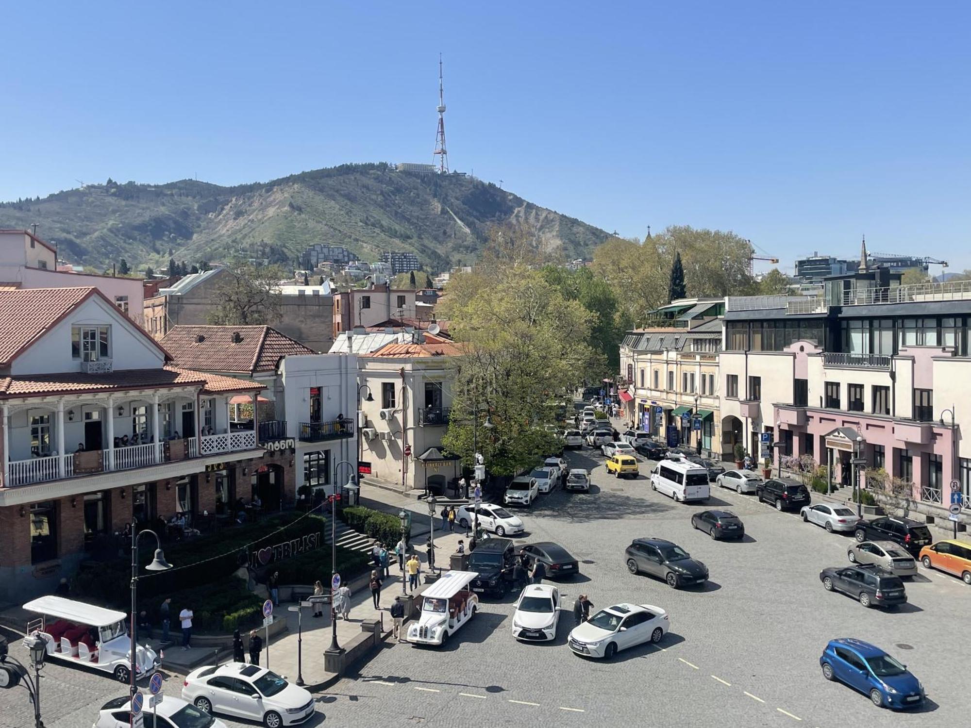 Meidan Inn Tbilisi Buitenkant foto